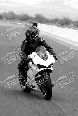 media/Mar-20-2023-Moto Forza (Mon) [[d0bbc59e78]]/Around the Pits/
